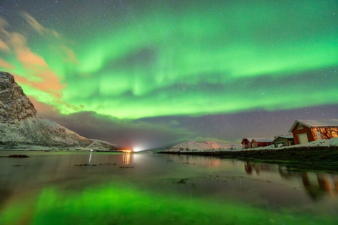 From Tromsø: OFFICIAL Northern Lights Safari by Minibus - An In-Depth Look at the Tour