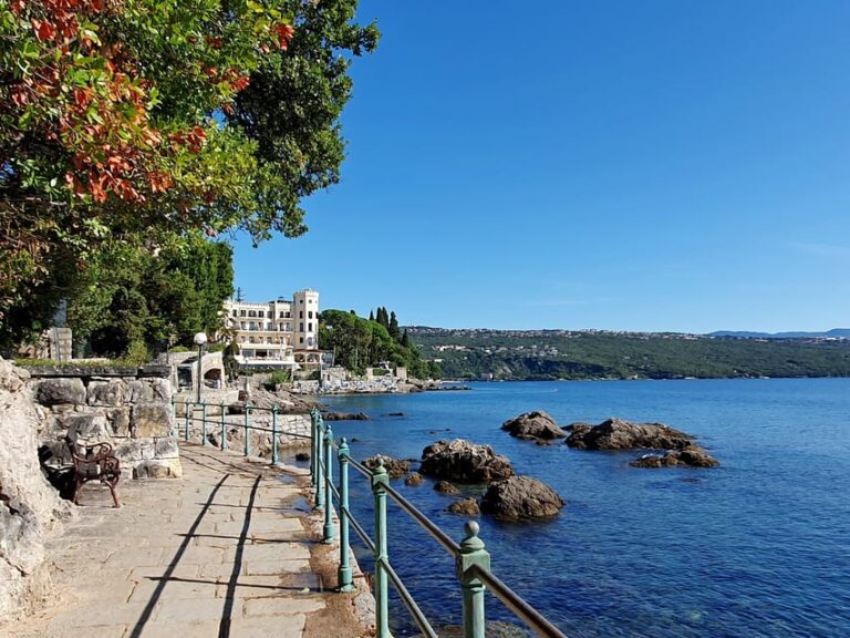 From Zagreb: Opatija, Rijeka & Kastav Mediterranean Day Tour