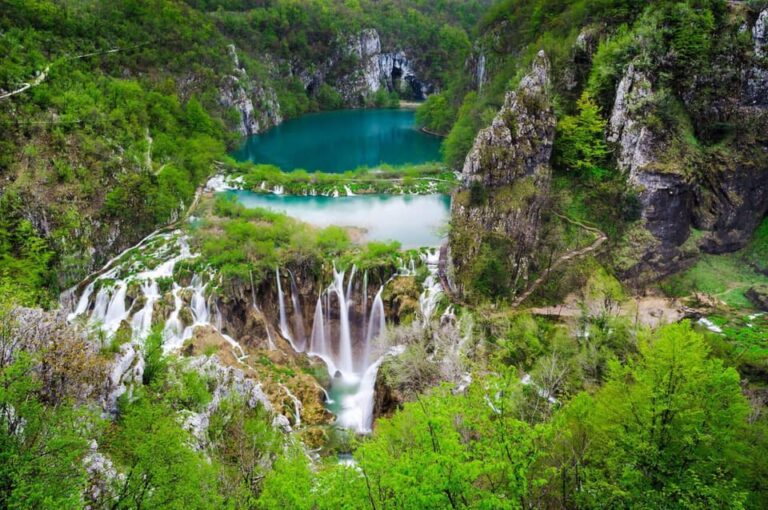 From Zagreb: Private Day Trip to Plitvice Lakes & Rastoke