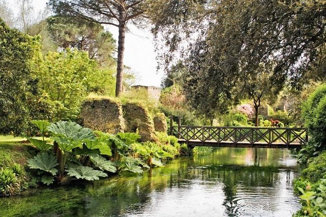 Garden of Ninfa and Sermoneta Day Trip from Rome with Lunch - An In-Depth Look at the Tour Experience