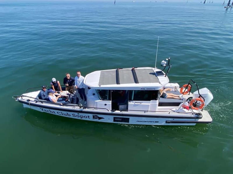 Gdansk/Sopot/Hel/Jastarnia: Private Cruise on a motorboat - Good To Know