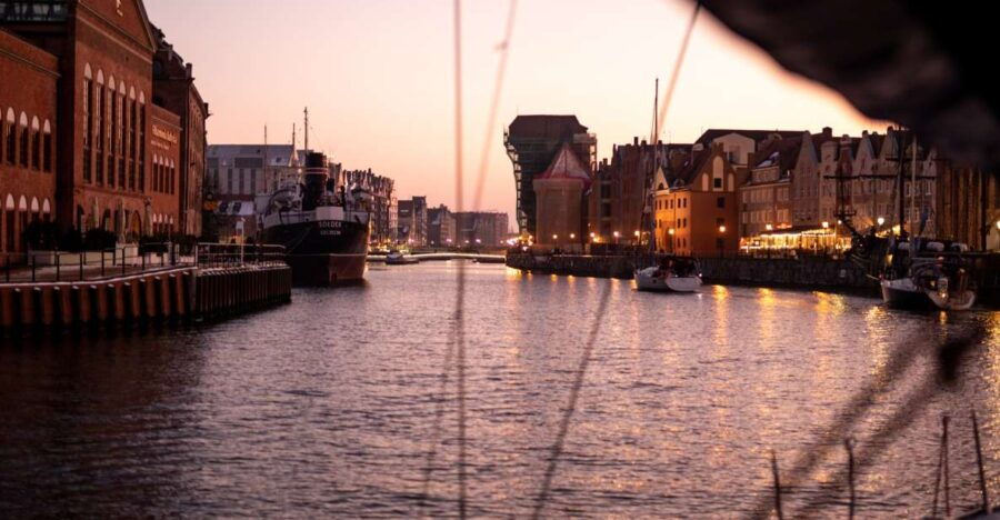 Gdask: Scenic Sunset Cruise with Welcome Drink - What to Expect on the Cruise