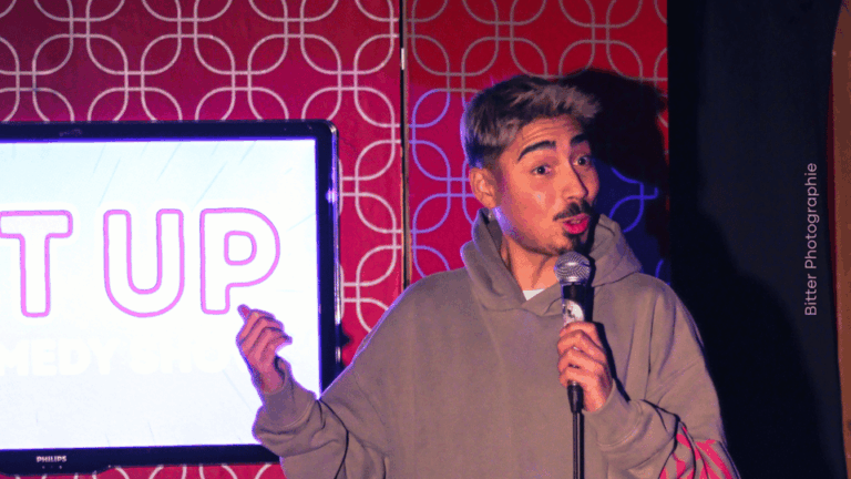 GET UP Comedy in Hamburg – Life is too short not to laugh!