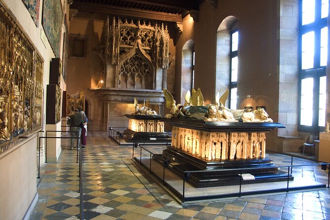Guided tour of Dijon with your private professional guide!