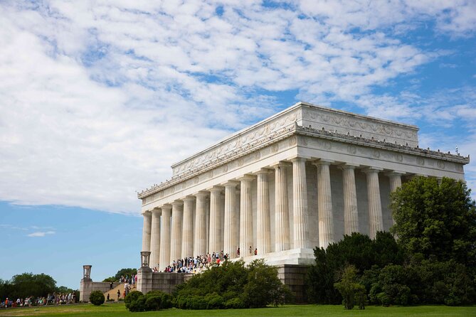 Guided Tour of The National Mall Memorials - Practical Details and What You Can Expect