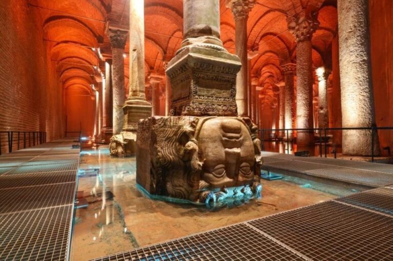 Hagia Sophia & Basilica Cistern Guided Tour Incl. Tickets