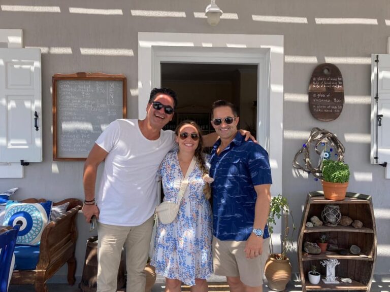 Half Day Easy and Fun Taste of Santorini