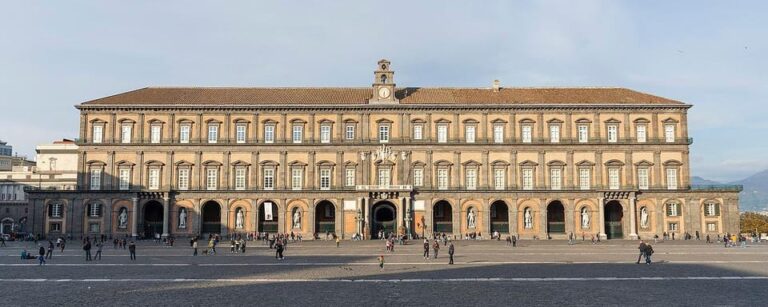 Half-Day Guided Tour: Naples and Pompeii Excavations
