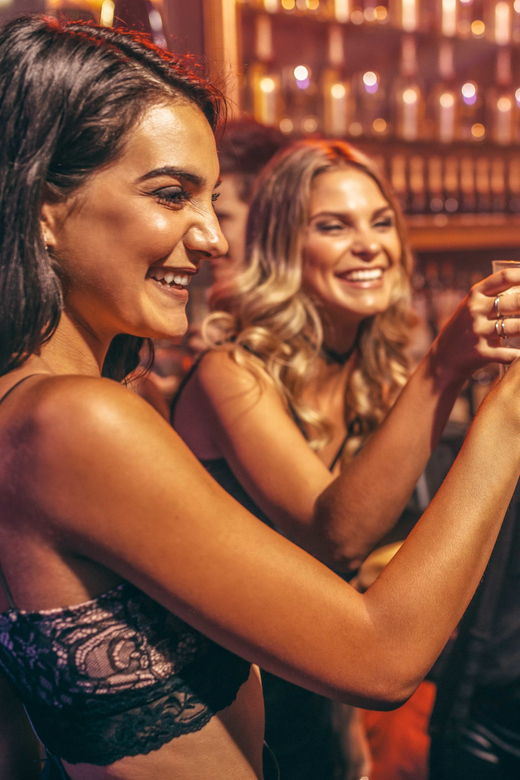 Hamburg: 2 Nights PubCrawl Party through the Reeperbahn