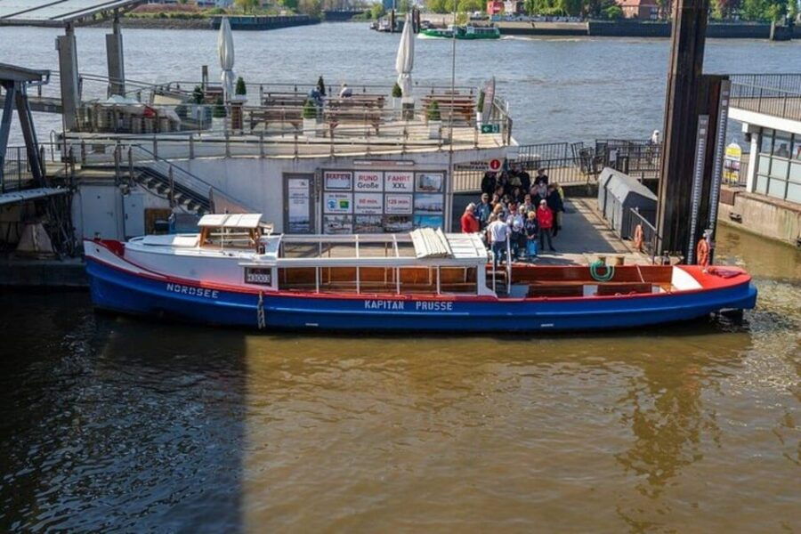 Hamburg: One Hour Traditional Harbor Cruise - An In-Depth Look at the Hamburg Harbor Experience
