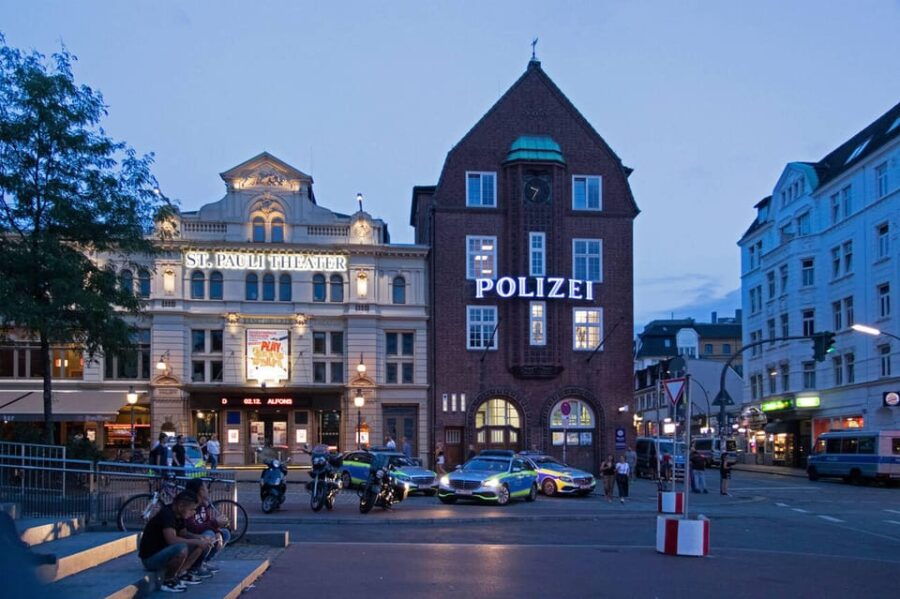 Hamburg: Private St. Pauli Red Light District Tour - Why This Tour Offers Value