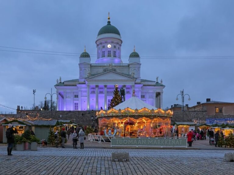 Helsinki’s Christmas Wonders Tour