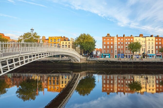 Highlights of Dublin Private Walking Tour with Guide