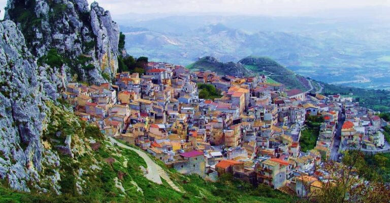 Horseback ride to Caltabellotta and brunch with a shepherd