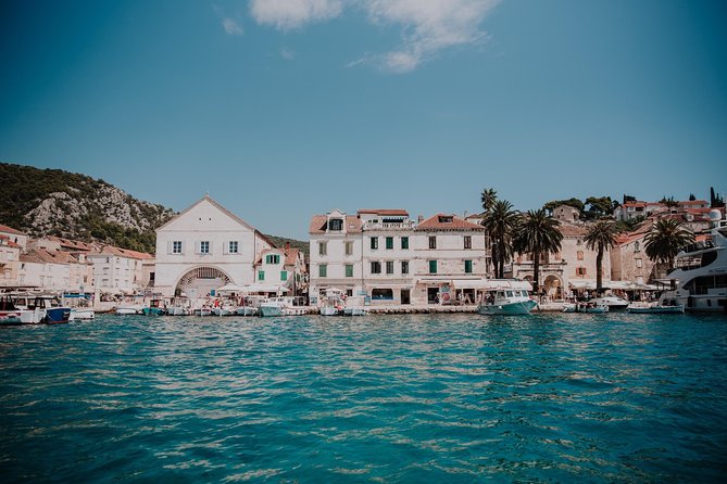 Hvar and Pakleni Tour with Speedboat Ride from Split or Trogir