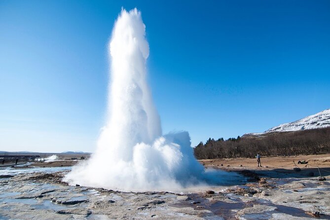 Iceland Golden Circle & Glacier Snowmobiling Guided Experience