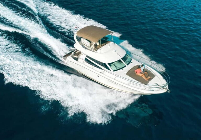 Ierapetra: Chrissi Island Luxury Yacht Cruise with Meal