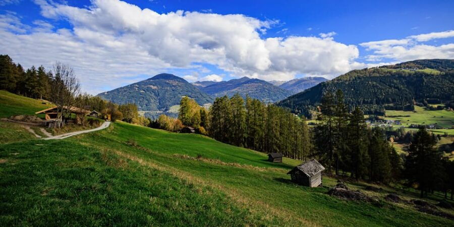 Innsbruck: Panoramic hike across the Telfer meadows - An In-Depth Look at the Telfer Meadows Hike