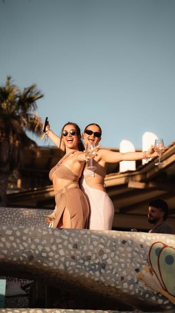 Ios: Official Life is a Beach Party Wristband