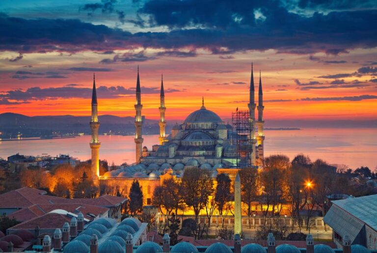 Istanbul: Blue Mosque, Hagia Sophia & Old City Private Tour