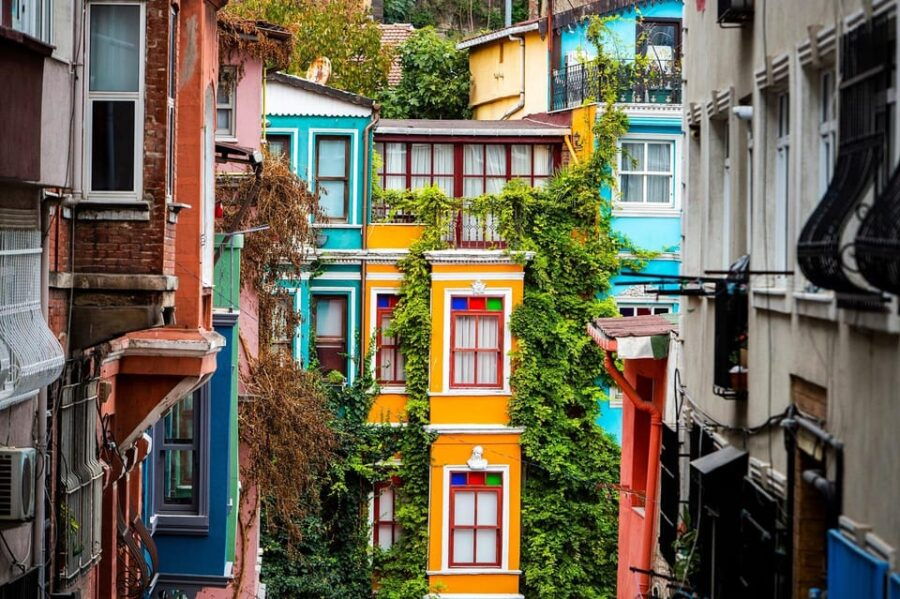 Istanbul: Colorful Fener & Balat Walking Tour w/Expert Guide - An In-Depth Look at the Tour Experience