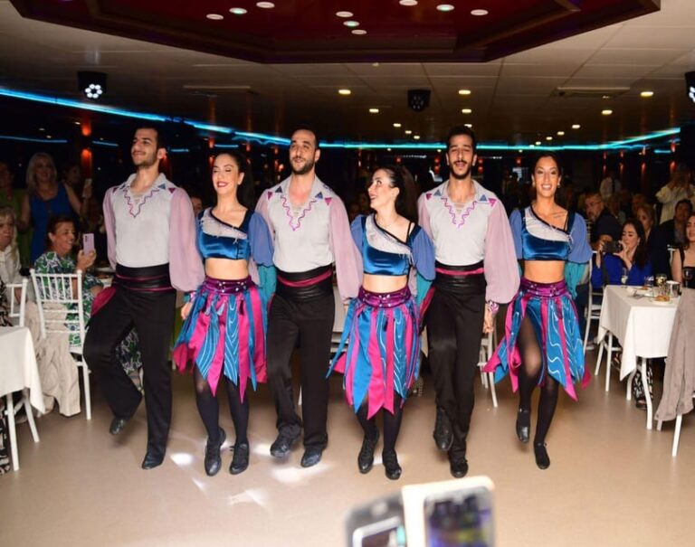 Istanbul: Dinner Cruise & Dance Shows with Private Table