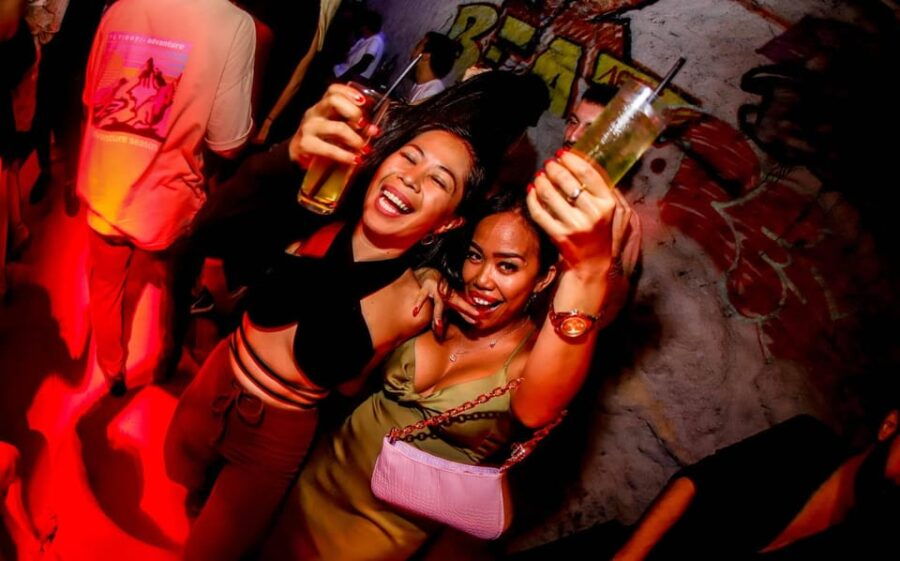 Istanbul: Rooftop Pub Crawl with Party Bus - What to Expect from the Istanbul Rooftop Pub Crawl