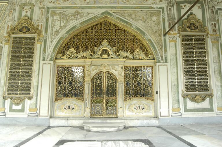 Istanbul: Topkapi Palace & Harem Tour Skip-the-Line Ticket