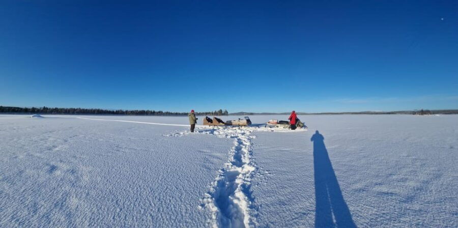 Ivalo:Sleighride Tour and Fishing on a Lake in the Wild - The Experience in Detail