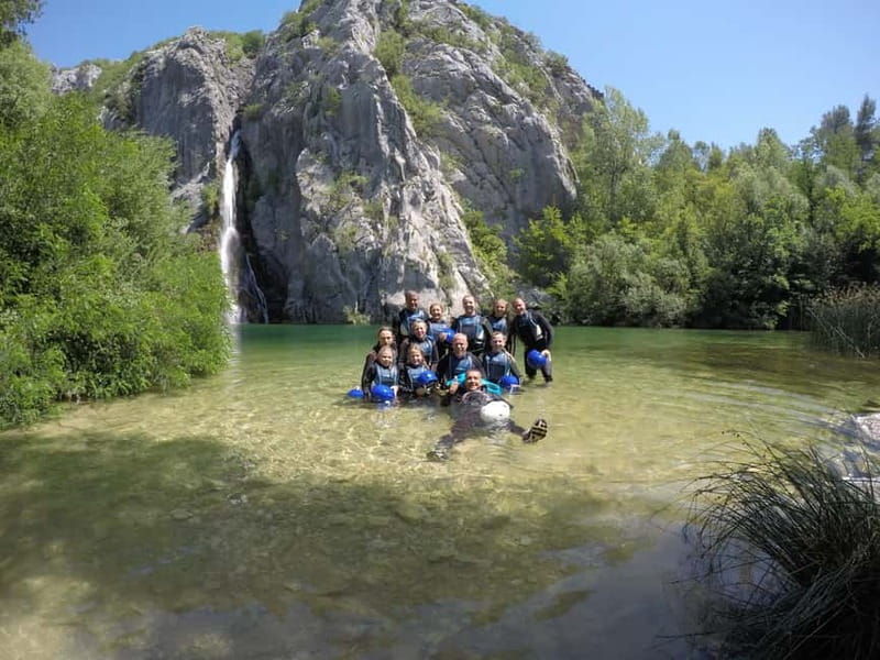 Iz Omisa/Zadvarija: Extremni Canyoning na rijeci Cetini - An in-depth look at the canyoning experience