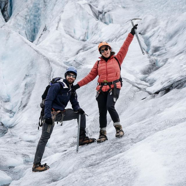 Jökulsárlón: Glacier Hike, Ice Cave, and Photoshoot Package