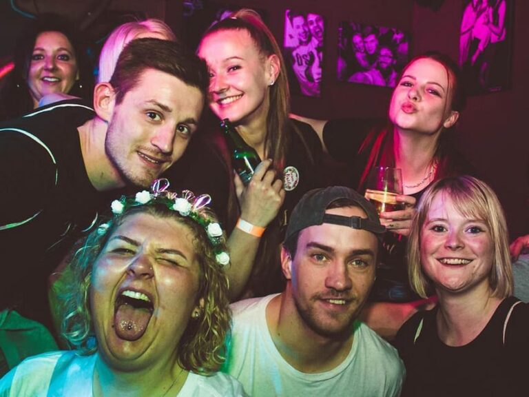 Karlsruhe: Private pub crawl with insider guide & free shots