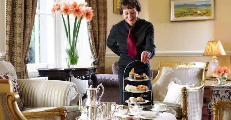 Killarney: Jaunting Car Tour with Afternoon Tea