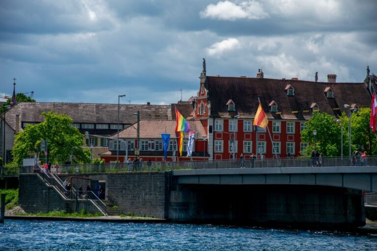 Konstanz: Express Walk with a Local in 60 minutes