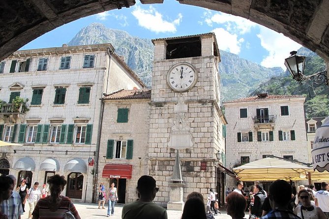 Kotor walking tour and Jaz beach - private tour - Exploring Kotor Old Town