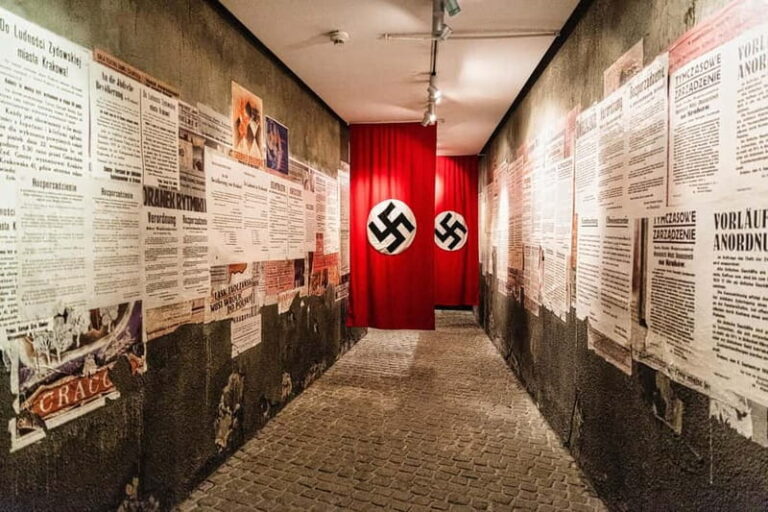Krakow: Digital Museum Pass with 35 Museums and Attractions