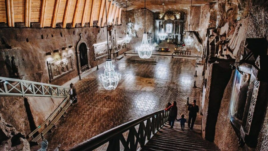 Krakow: Guided Tour to Wieliczka Salt Mine with Transport - A Closer Look at the Itinerary