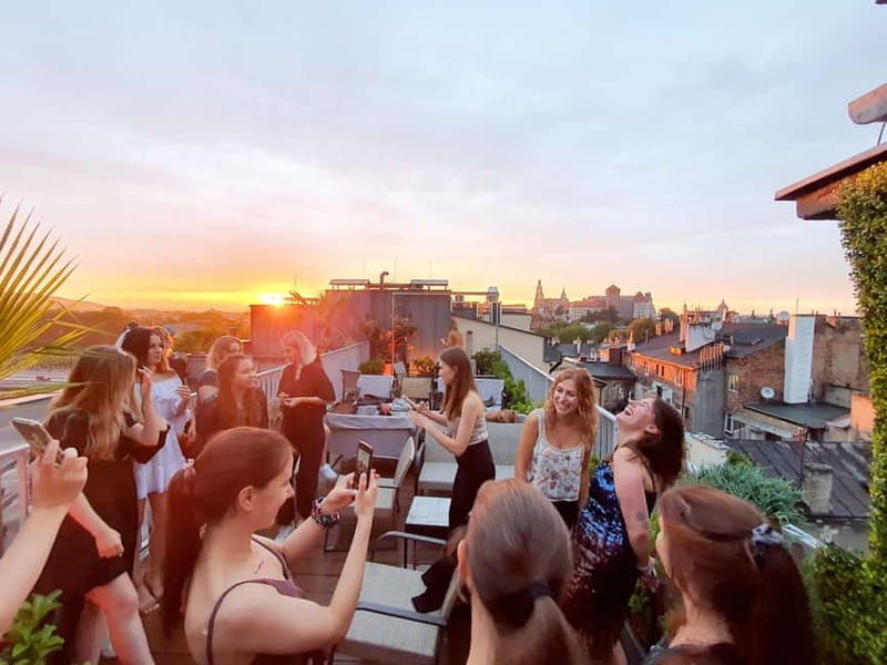 Krakow: Hidden Rooftop Bar Reservation with 1 Cocktail - The Basics of the Tour