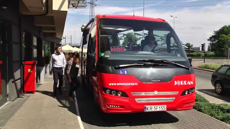 Krakow: Hop-On Hop-Off Bus Tour