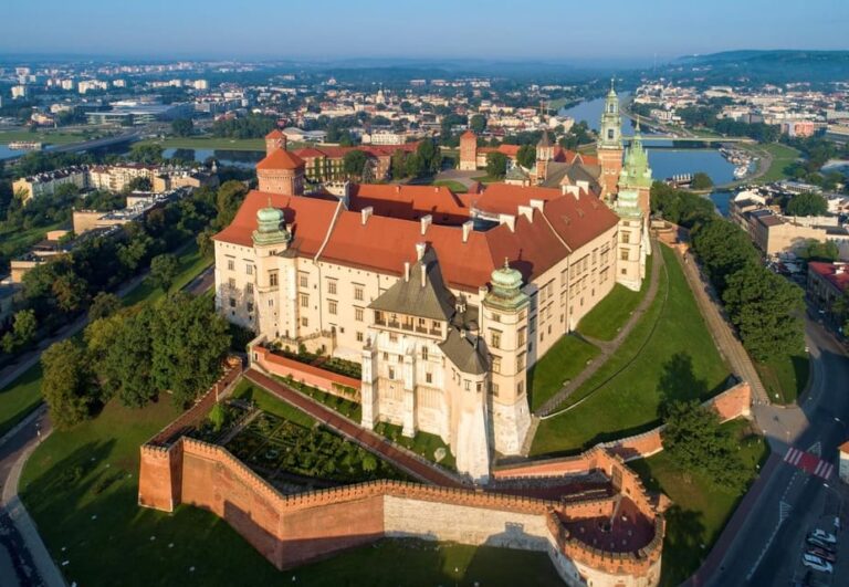 Krakow: Rynek Underground, Wawel Castle & Cathedral Tour