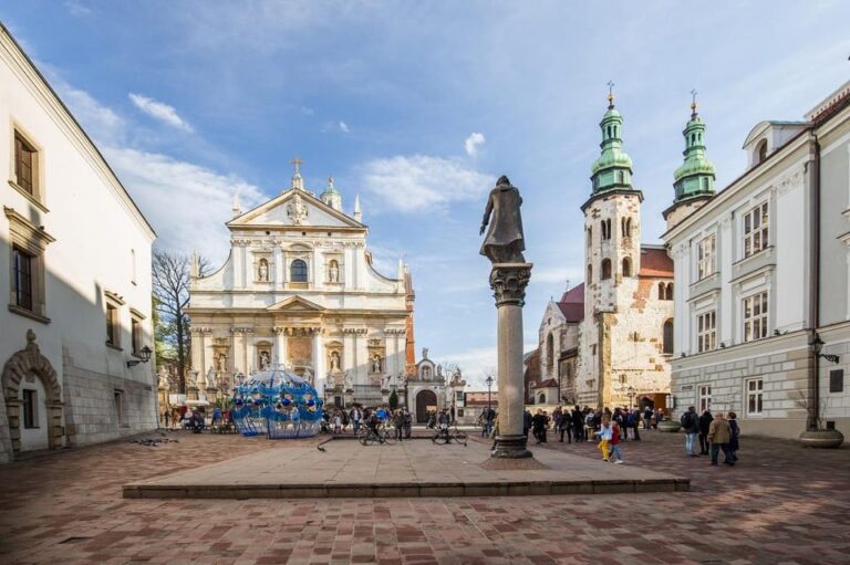 Krakow’s Old Town, St. Mary’s Basilica & Rynek Underground