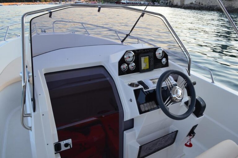 Krk: Rent a boat Atlantic 670 open 410kk