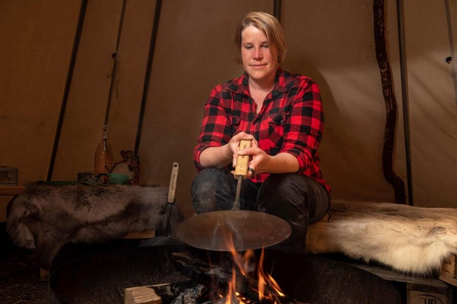 Lapland: traditional pancake dinner with local delights - A Detailed Look at the Experience