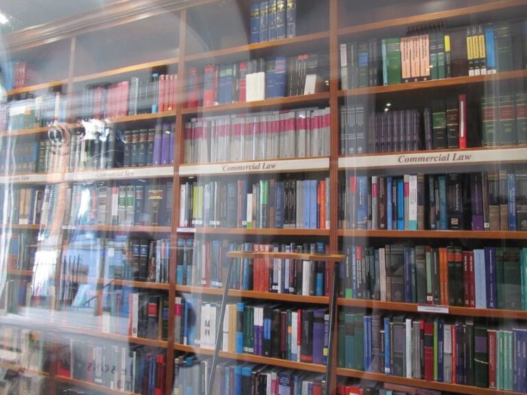 Law in London Private Tour
