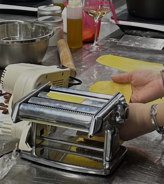 Lecce: Roman cooking lesson in the city of Baroque - Overview of the Experience