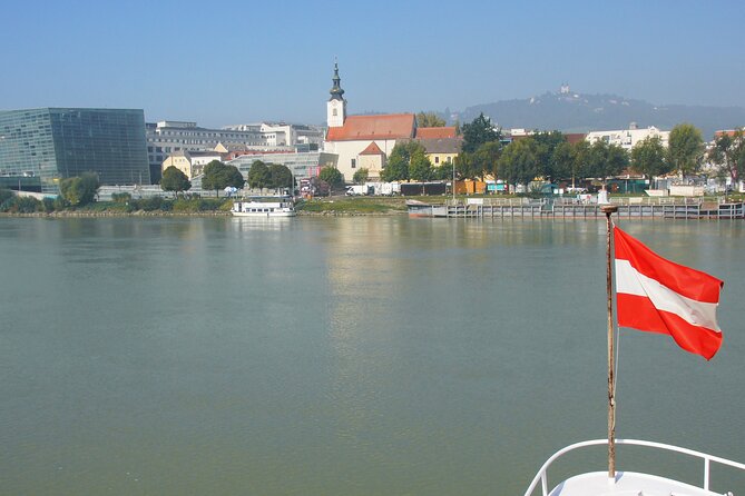 Linz harbour tour by boat