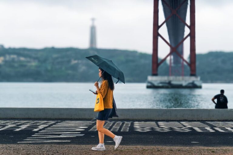 Lisbon: 2-Day Magical-Mystery-Walkingtour for Photographer