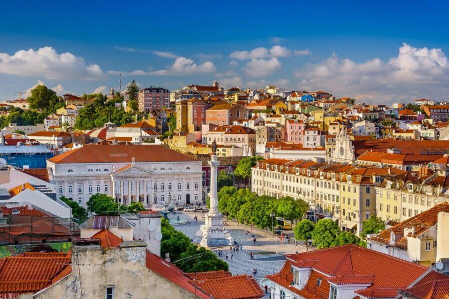 Lisbon: Alfama, Bairro Alto and Downtown Walking Tour - An In-Depth Look at the Tour Experience
