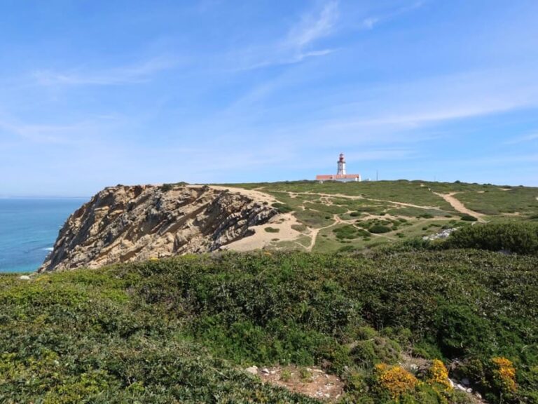 Lisbon : Discover Sesimbra Motorcycle side-car Tour
