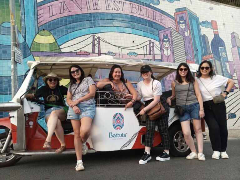 Lisbon Downtown & Belém: Private tour on a Tuk-tuk